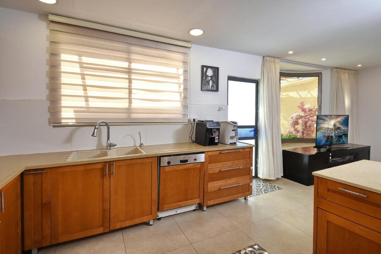 Levication 2 Bedrooms Pool&Jacuzzi Tiberias Exterior photo
